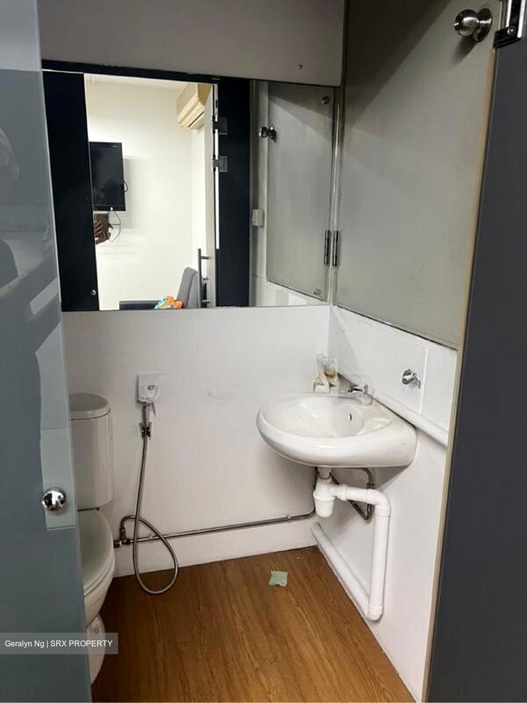 WCEGA Plaza (D23), Factory #506638471
